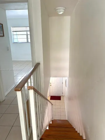 $265,000 | 15385 South Dixie Highway, Palmetto Bay, FL 33157