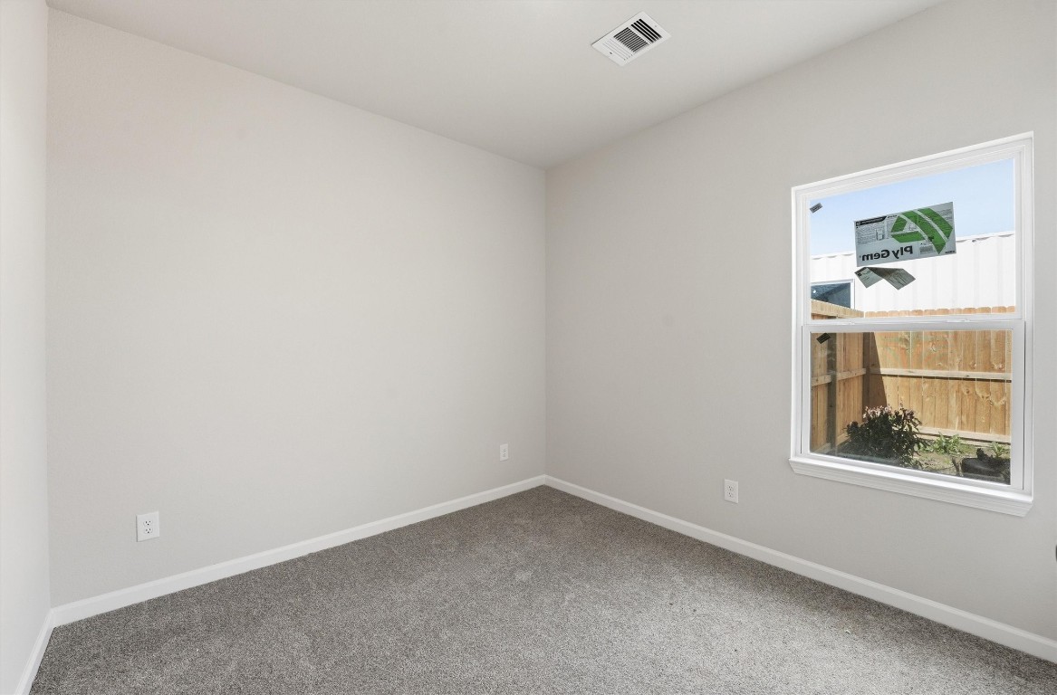 2250 Cable Avenue Beaumont, TX 77703 - Photo 12 of 21 an empty room with windows