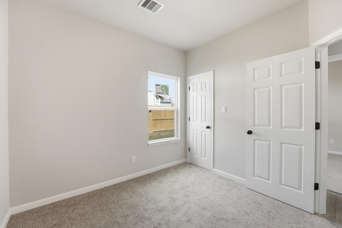 2250 Cable Avenue Beaumont, TX 77703 - Photo 13 of 21 a view of an empty room with a window