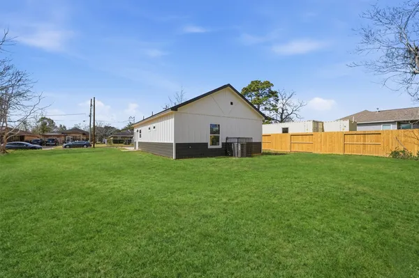 $159,500 | 2250 Cable Avenue, Beaumont, TX 77703