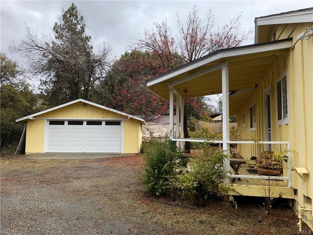 42652 Springwood Road Oakhurst, CA 93644 - Photo 2 of 12 Back of house.