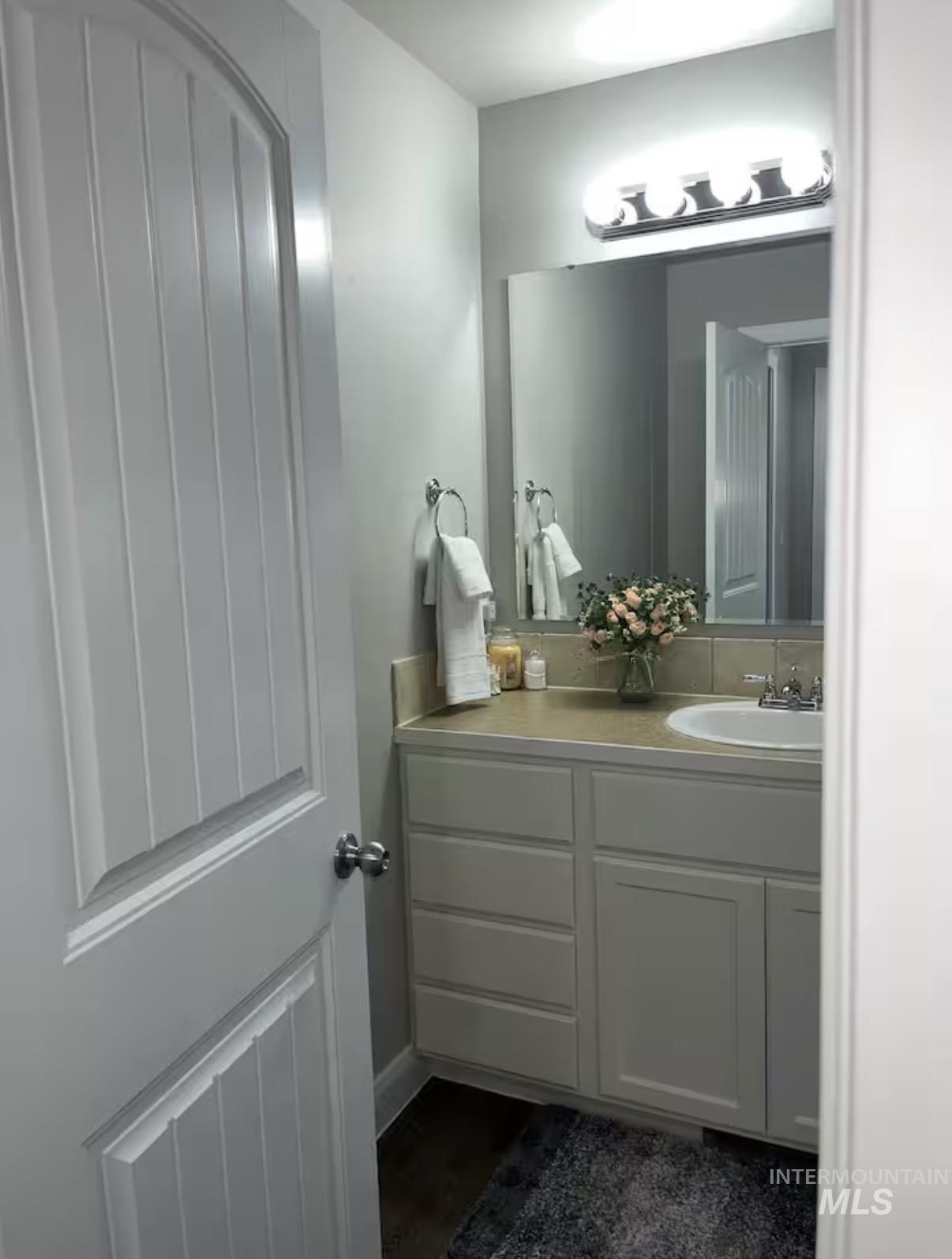 723 Stallion Springs Way Middleton, ID 83644 - Photo 27 of 50 Bathroom featuring vanity