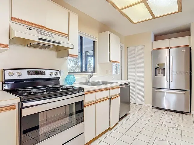 $475,000 | 11 Clermont Court, Palm Coast, FL 32137