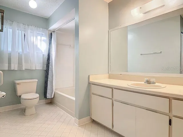 $475,000 | 11 Clermont Court, Palm Coast, FL 32137