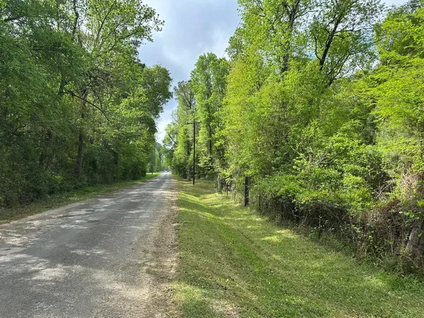 $129,900 | 1325 County Road 2650, Cleveland, TX 77327