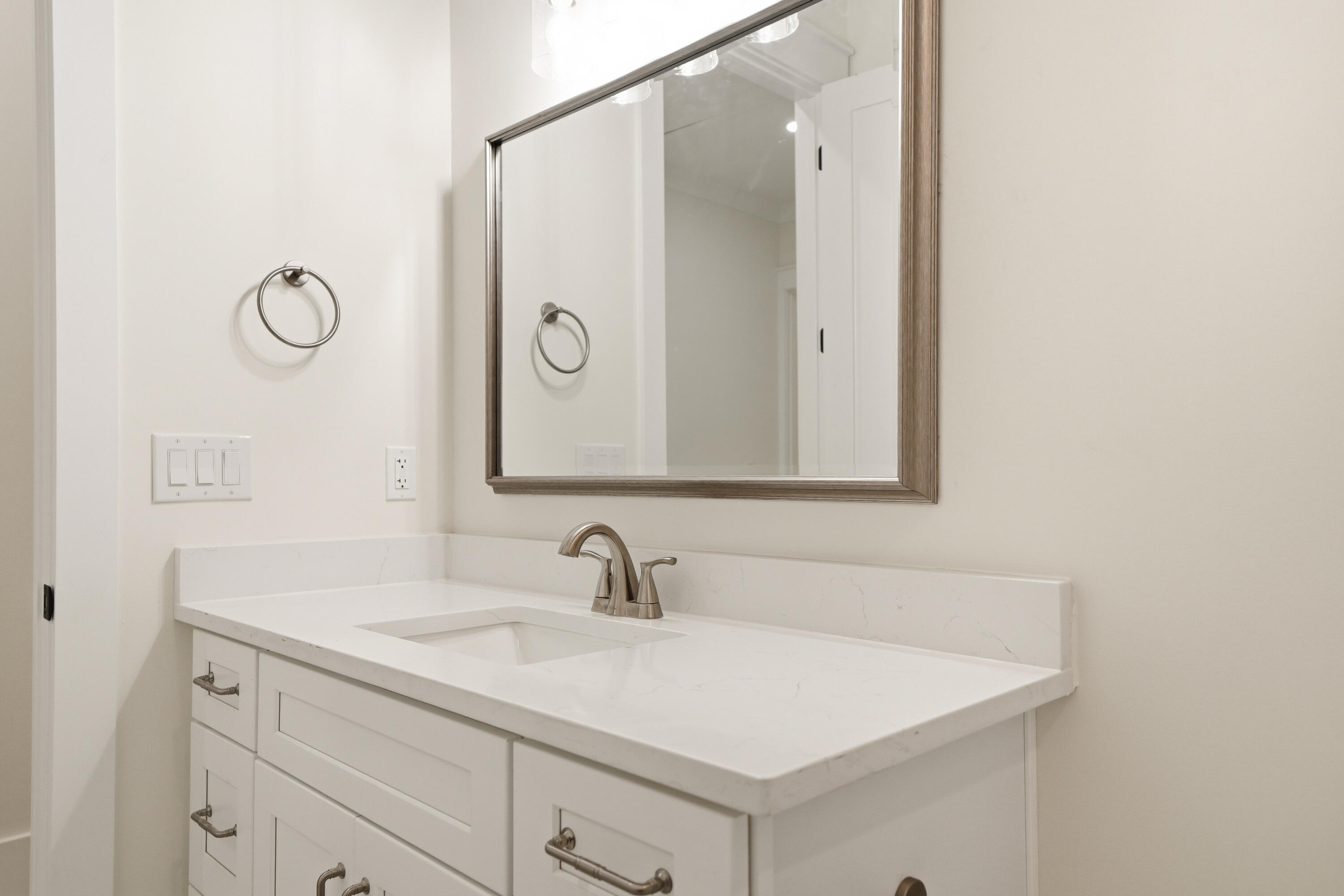 179 4th Street Santa Rosa Beach, FL 32459 - Photo 19 of 42 Full Bathroom