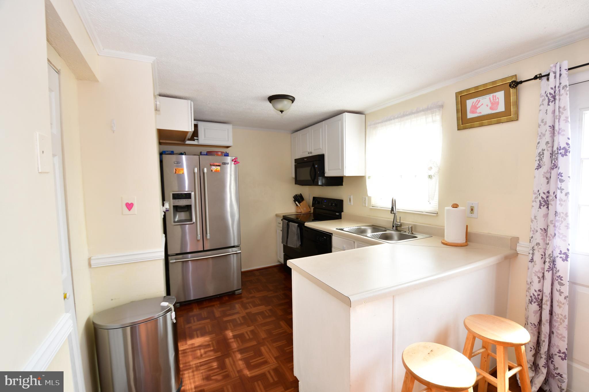 1796 Springfield Lane Frederick, MD 21702 - Photo 3 of 12 Gallery Image 3