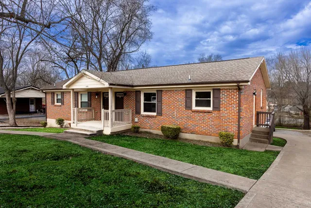 $855 | 455 Circle Drive, Unit B, Clarksville, TN 37043