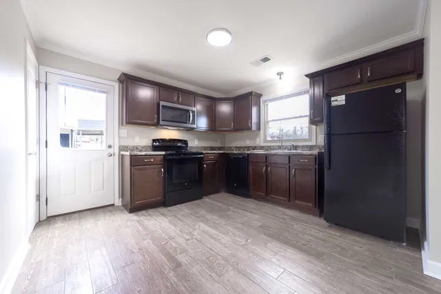 $855 | 455 Circle Drive, Unit B, Clarksville, TN 37043