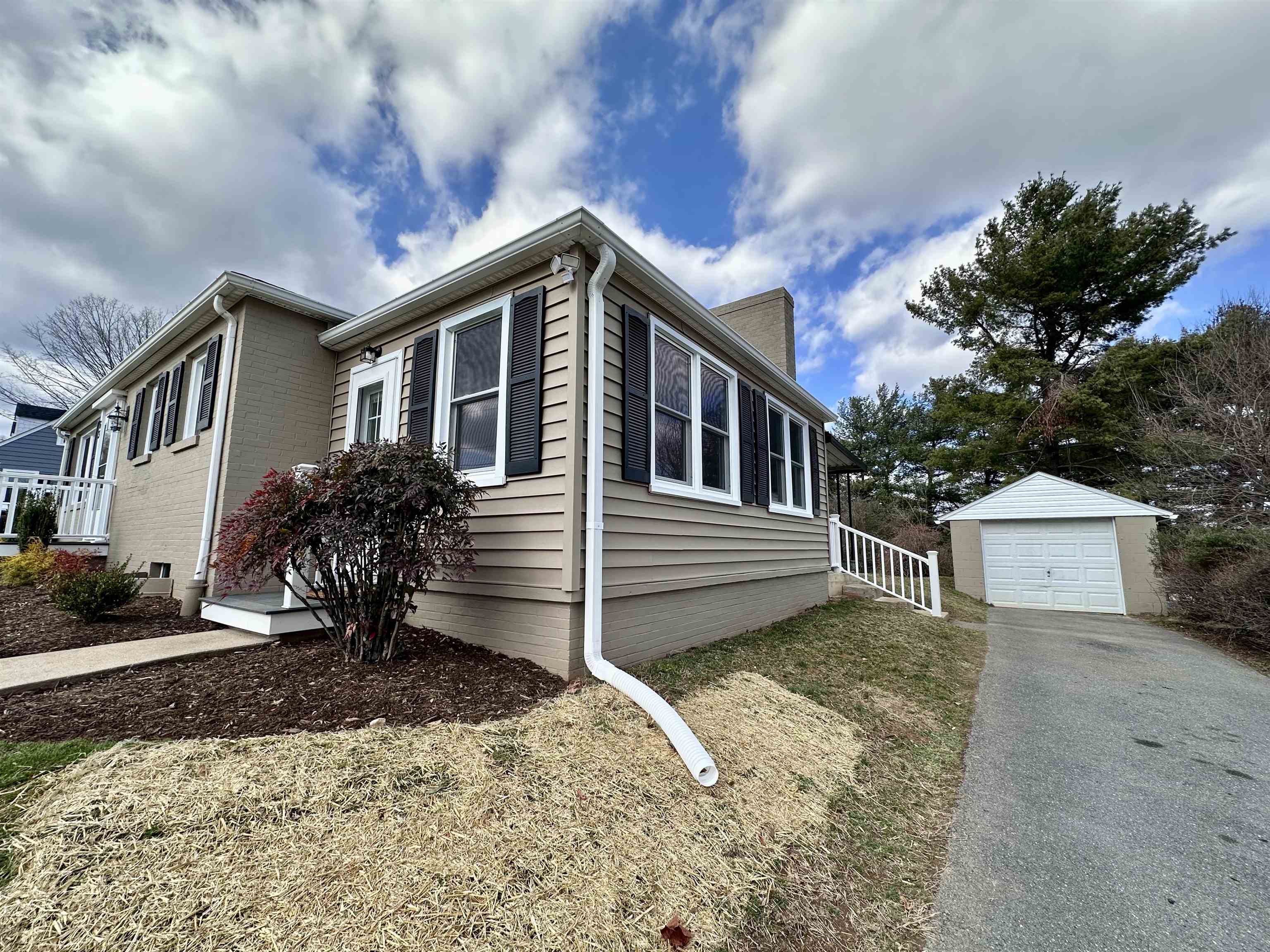 63 Seawright Springs Road Mount Sidney, VA 24467 - Photo 2 of 29 Gallery Image 2