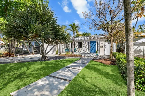 $1,730,000 | 711 Northeast 72nd Terrace, Miami, FL 33138