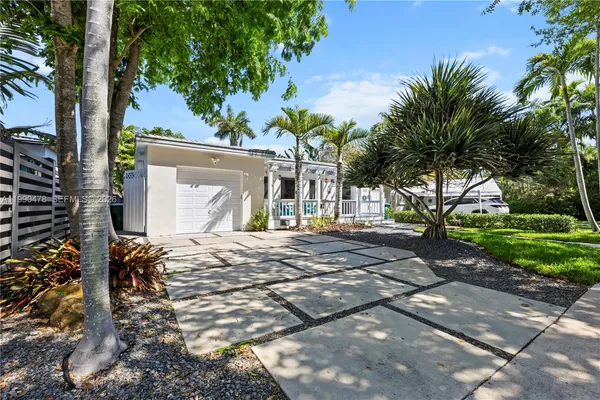 $1,730,000 | 711 Northeast 72nd Terrace, Miami, FL 33138
