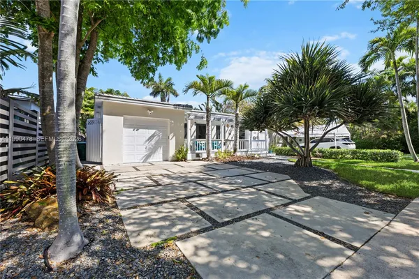 $1,730,000 | 711 Northeast 72nd Terrace, Miami, FL 33138