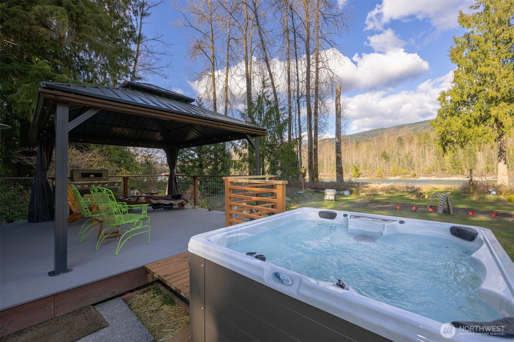 6070 Saxon Road Acme, WA 98220 - Photo 13 of 40