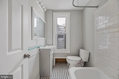 $364,900 | 213 Dawson Street, Philadelphia, PA 19128