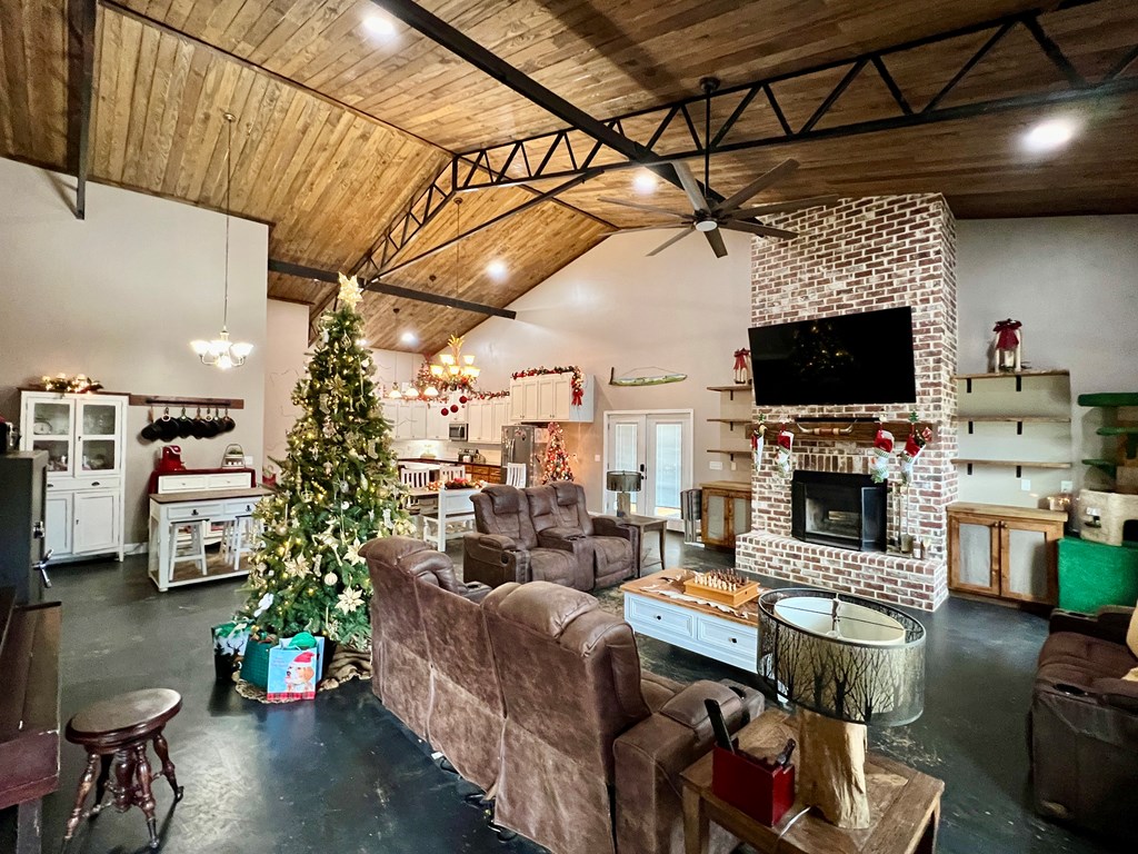 1112 Chestnutt Road Slocomb, AL 36375 - Photo 31 of 53