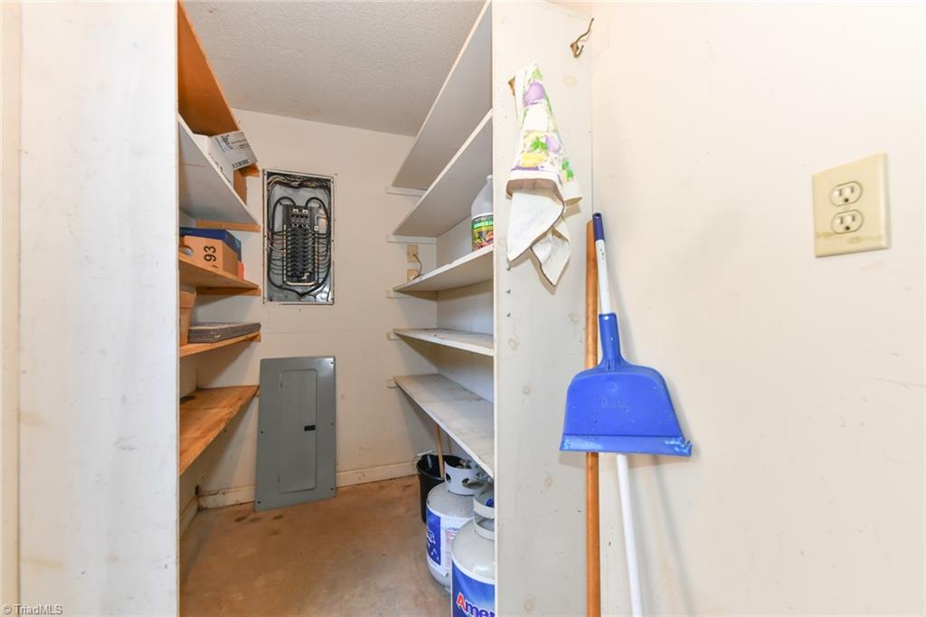 5000 Tower Road, Unit B Greensboro, NC 27410 - Photo 23 of 29