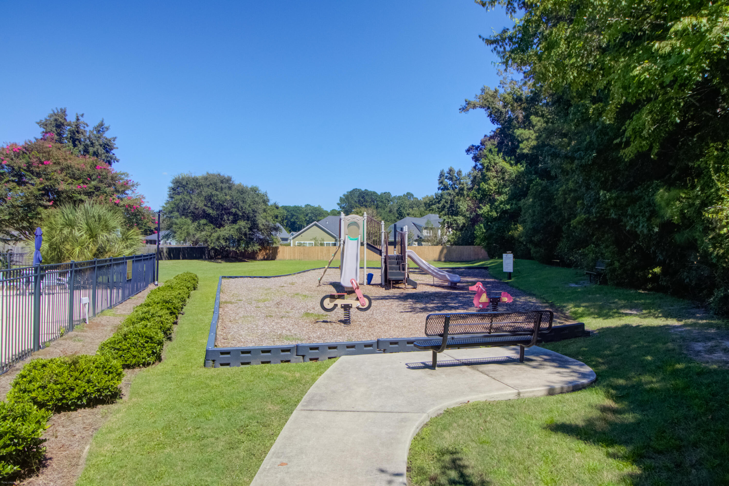 3900 Greico Road North Charleston, SC 29420 - Photo 22 of 36 3900 Greico -Tidalcreekphoto- (33)