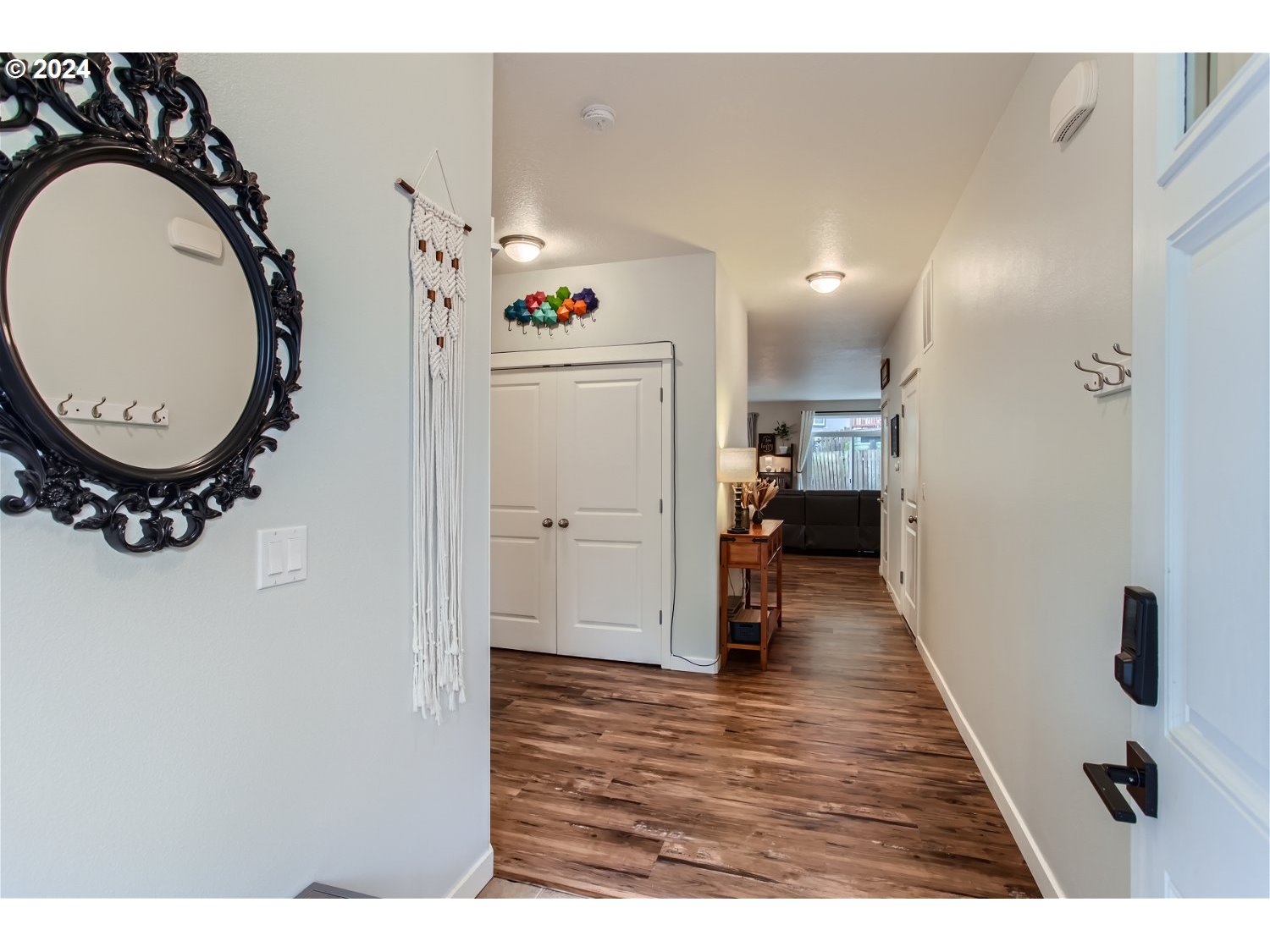 37851 Hamilton Ridge Drive Sandy, OR 97055 - Photo 4 of 34 Gallery Image 4