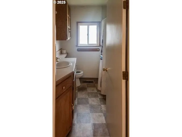 $195,000 | 701 Y Avenue, La Grande, OR 97850