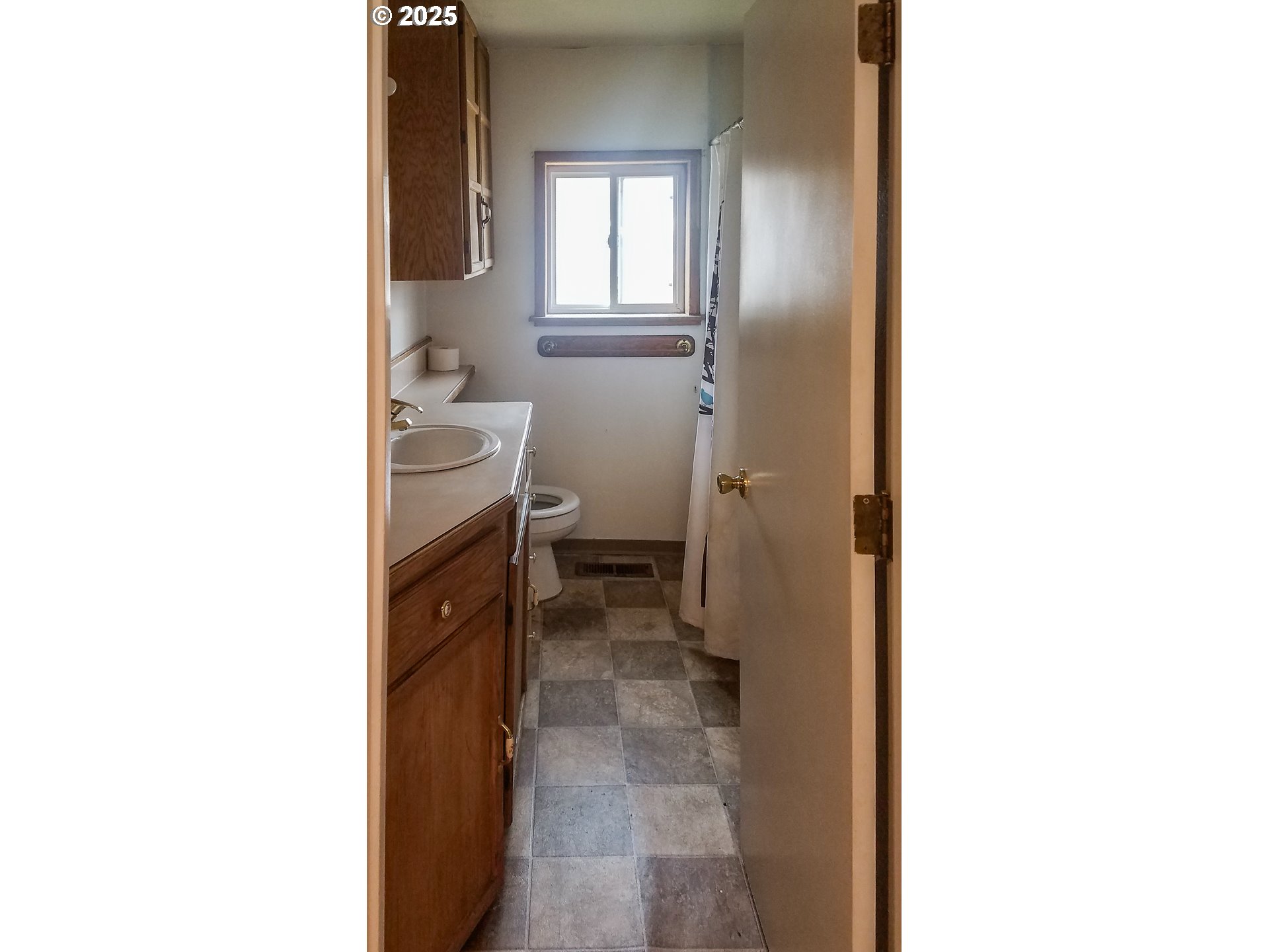 701 Y Avenue La Grande, OR 97850 - Photo 8 of 10
