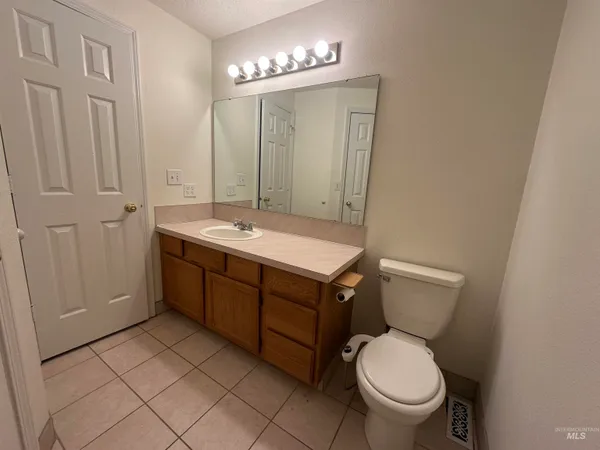 $614,900 | 2807 Laurel Way, Nampa, ID 83686