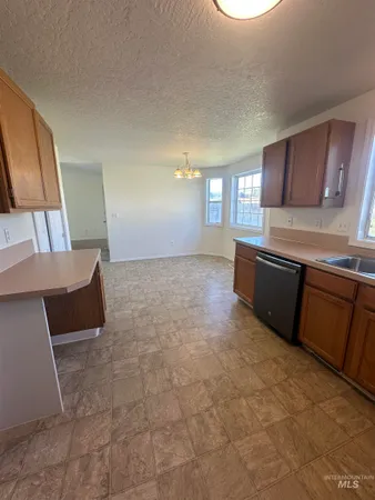 $614,900 | 2807 Laurel Way, Nampa, ID 83686