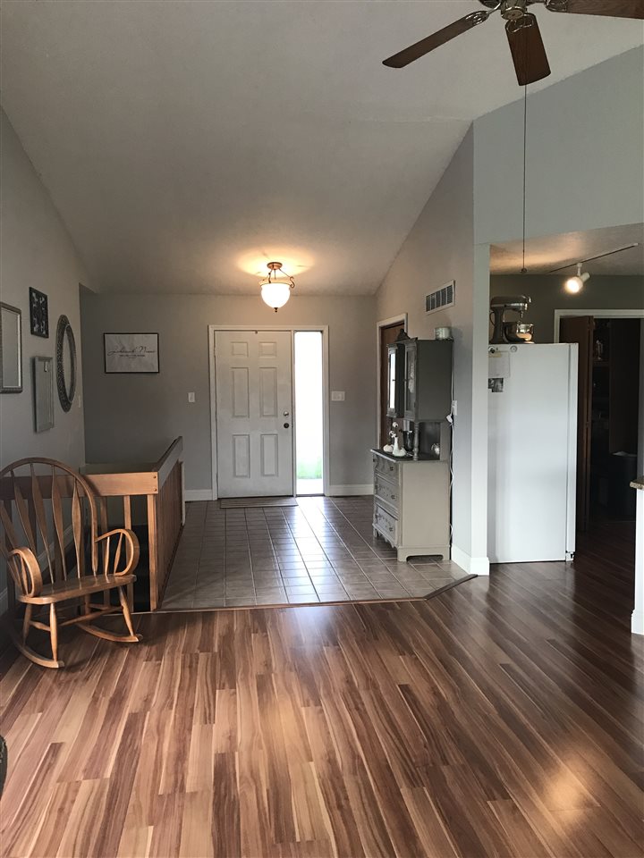 1275 South Zimmer Road Warsaw, IN 46580 - Photo 3 of 35 Gallery Image 3