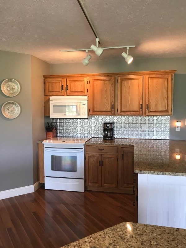 1275 South Zimmer Road Warsaw, IN 46580 - Photo 10 of 35 Gallery Image 10