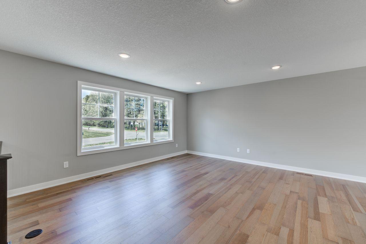 2902 Ingalls Road Menomonie, WI 54751 - Photo 4 of 33 Gallery Image 4