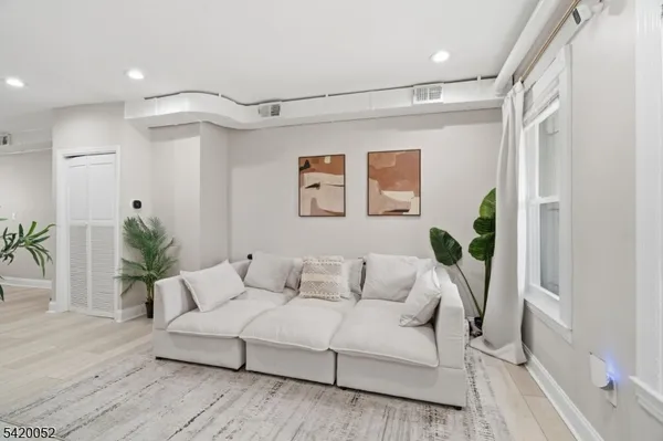 $3,500 | 87 Madison Avenue, Newark, NJ 07108