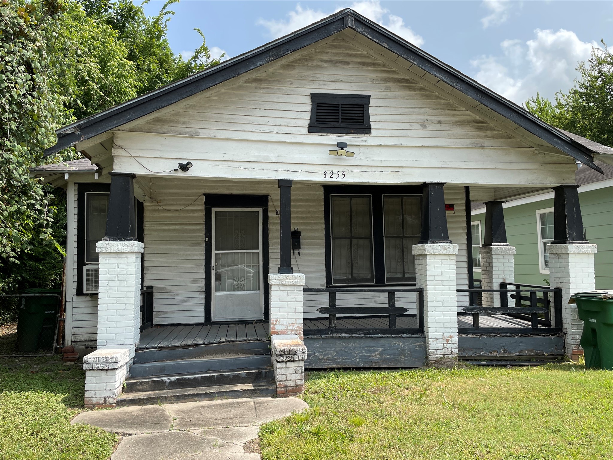 3255 Reeves Street Houston, TX 77004 - Photo 1 of 3 Gallery Image 1