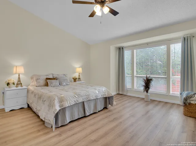 $1,600 | 3803 Barrington Street, Unit 3E, San Antonio, TX 78217