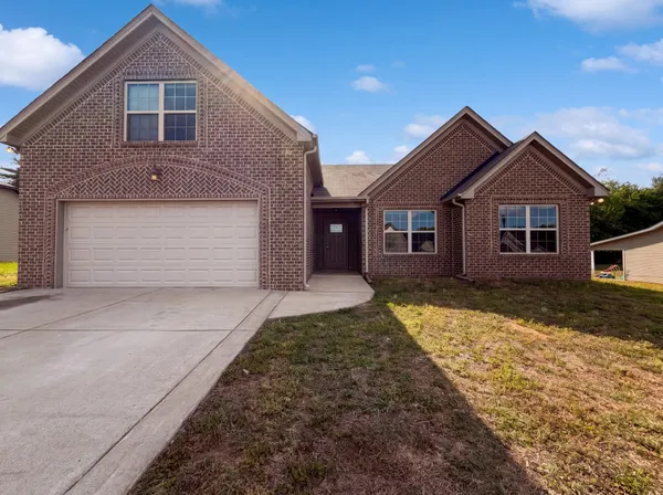 $368,000 | 447 Golf Club Lane, Springfield, TN 37172