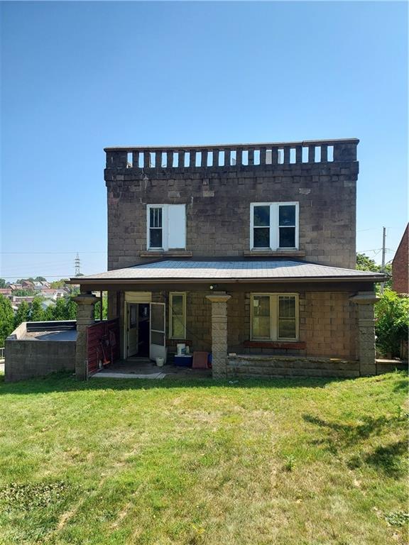 14 Wainwright Avenue Pittsburgh, PA 15227 - Photo 25 of 30 front view of a house with a yard