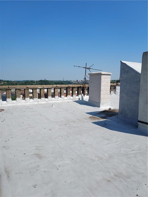 14 Wainwright Avenue Pittsburgh, PA 15227 - Photo 27 of 30 a view of a terrace