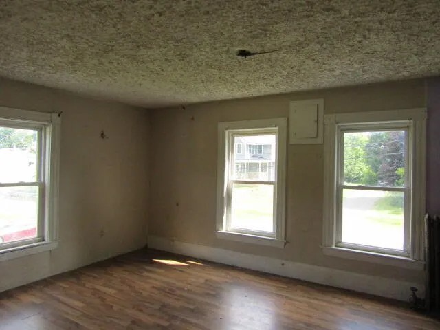 $49,500 | 15 Green Street, Houlton, ME 04730