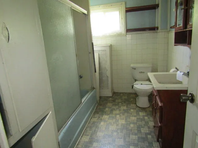 $49,500 | 15 Green Street, Houlton, ME 04730