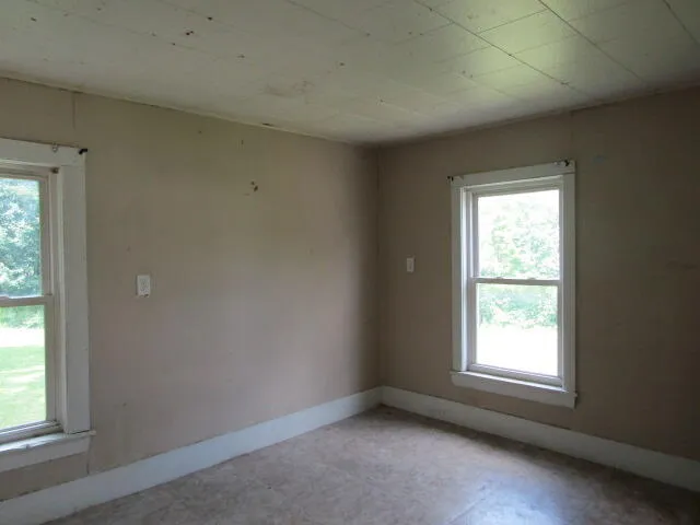 $49,500 | 15 Green Street, Houlton, ME 04730