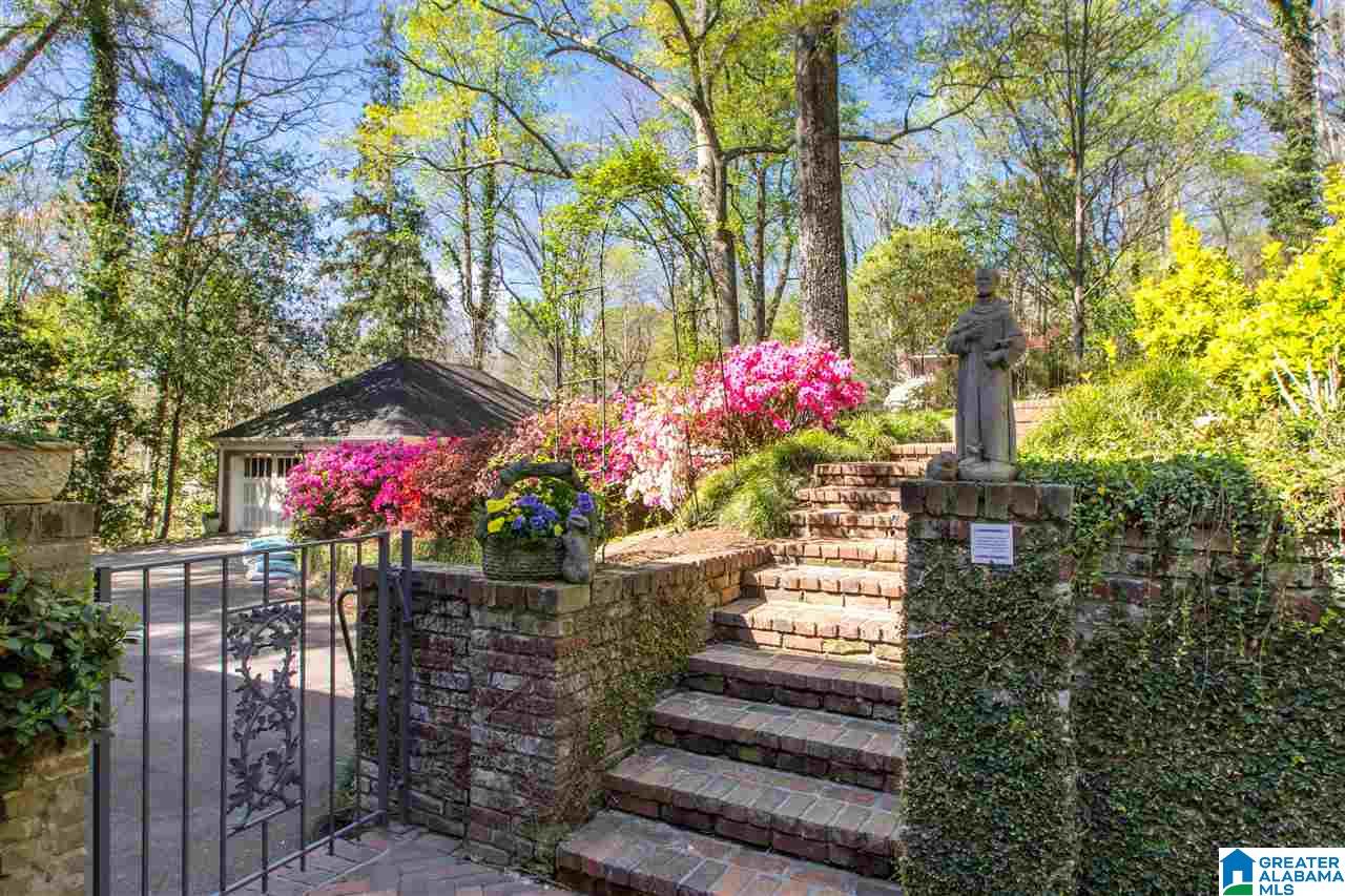 6 Beechwood Road Birmingham, AL 35213 - Photo 38 of 48