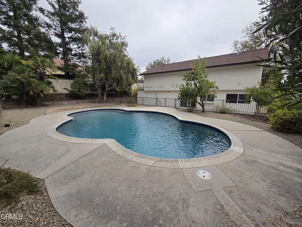 2915 Hopeton Road La Crescenta, CA 91214 - Photo 25 of 28 25 pool