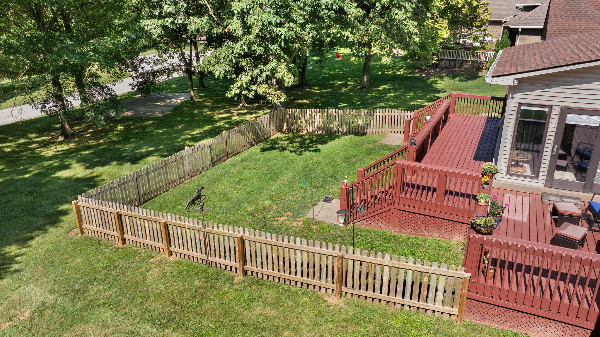 929 Walnut Road Frankfort, KY 40601 - Photo 89 of 97 90-web-or-mls-DJI_20250702105200_0144_D