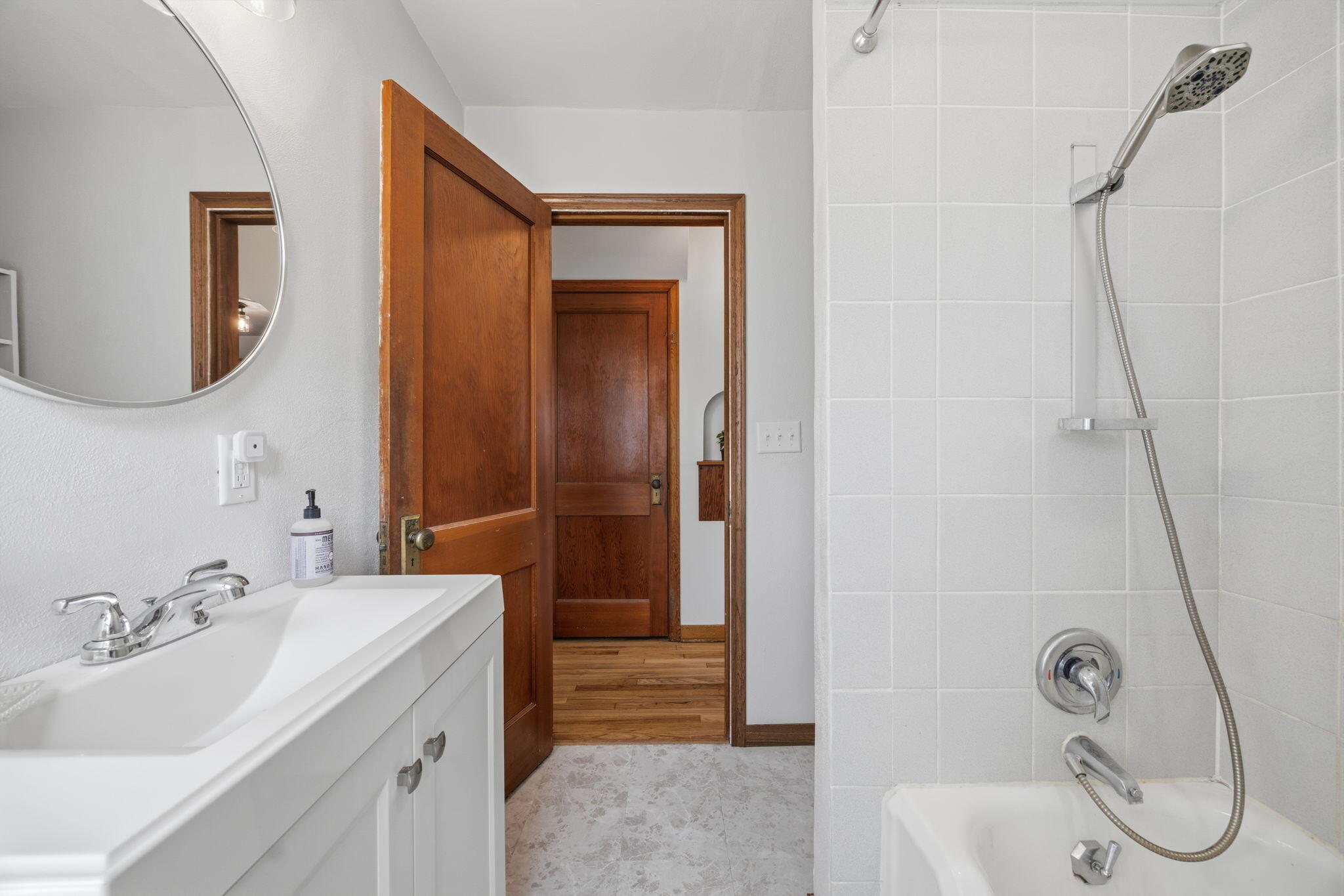 98 Jackson Street Fort Atkinson, WI 53538 - Photo 13 of 50 29-web-or-mls-IMG_1457