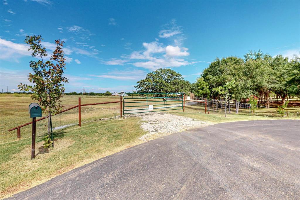 637 Lyman T Davis Road Corsicana, TX 75110 - Photo 21 of 34 a view of swimming pool with seating space