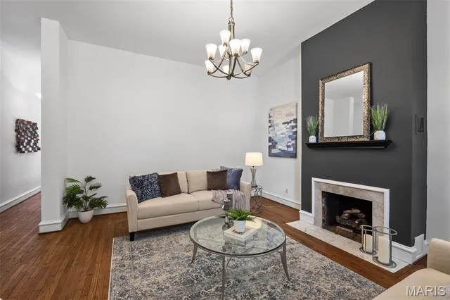 $245,000 | 1302 South 10th Street, St. Louis, MO 63104