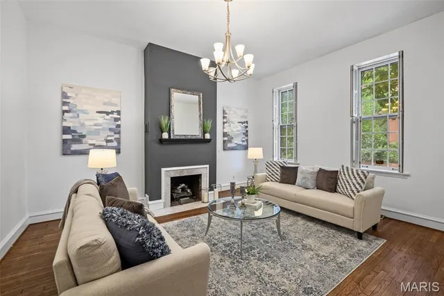 $245,000 | 1302 South 10th Street, St. Louis, MO 63104