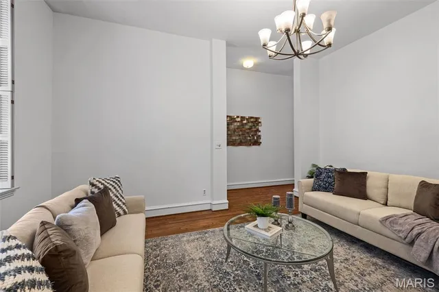 $245,000 | 1302 South 10th Street, St. Louis, MO 63104