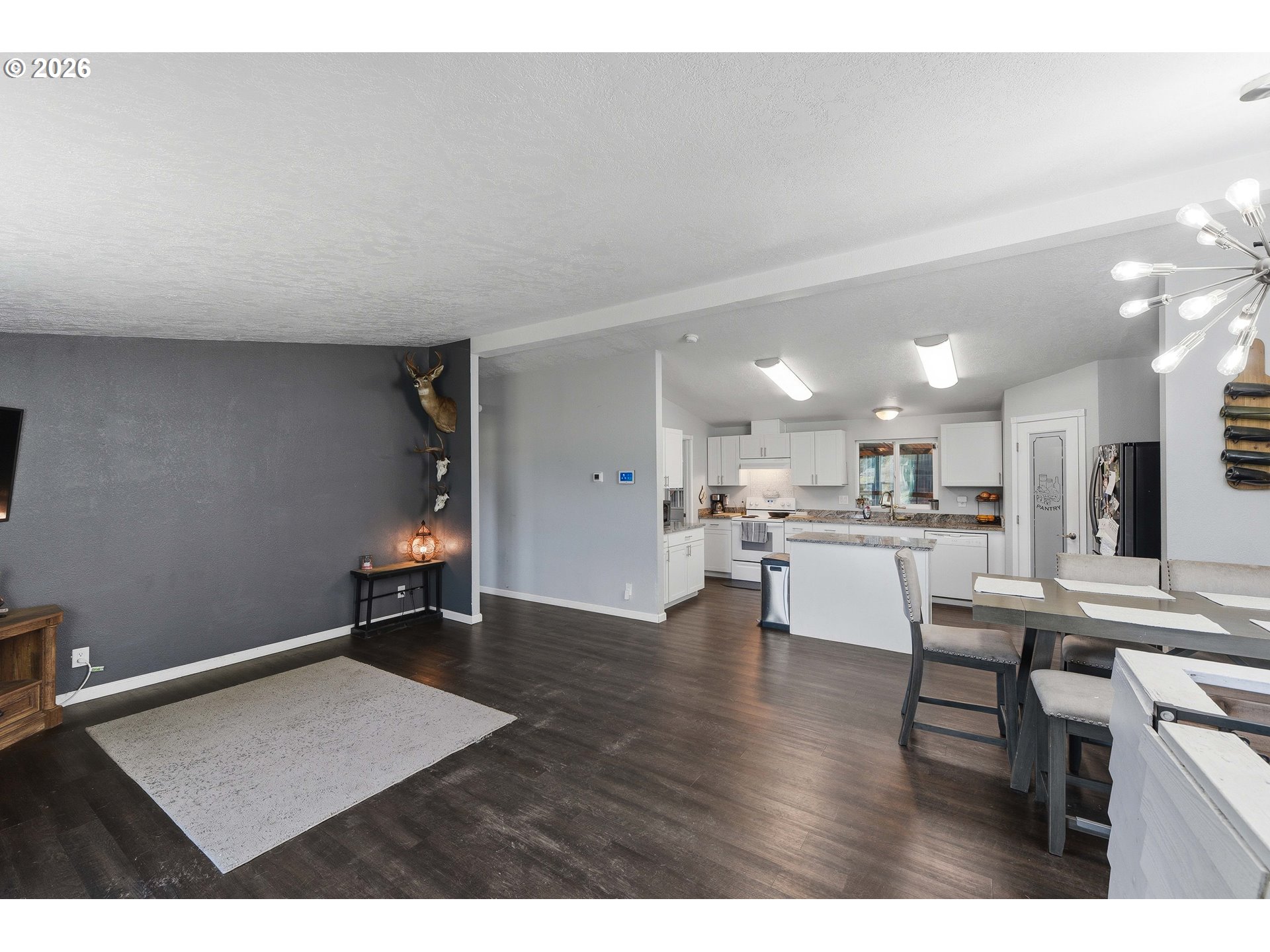 63111 Fruitdale Road Coos Bay, OR 97420 - Photo 3 of 46