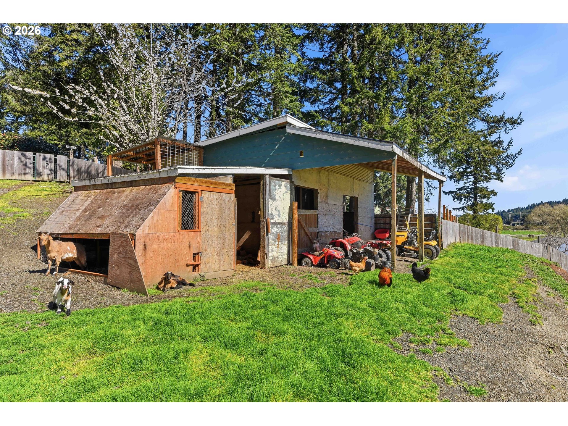 63111 Fruitdale Road Coos Bay, OR 97420 - Photo 38 of 46