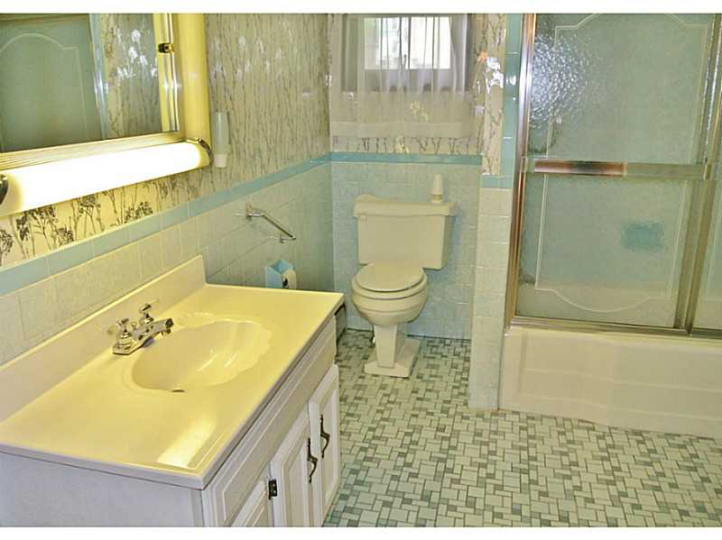 63 Read Avenue Woonsocket, RI 02895 - Photo 10 of 13 Bathroom.